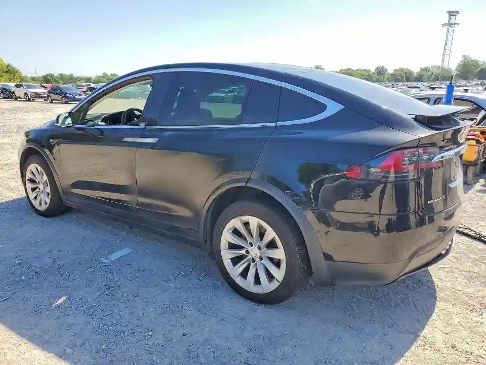 5YJXCAE28GF008736 2016 TESLA MODEL X-1