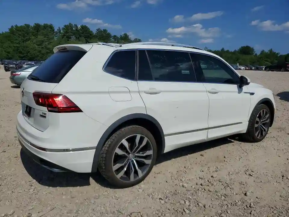 3VV4B7AX3JM144755 2018 VOLKSWAGEN TIGUAN-2