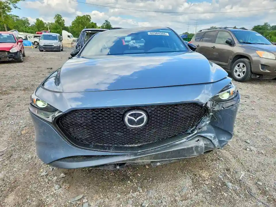 JM1BPBLL7T1854049 2026 MAZDA 3-4