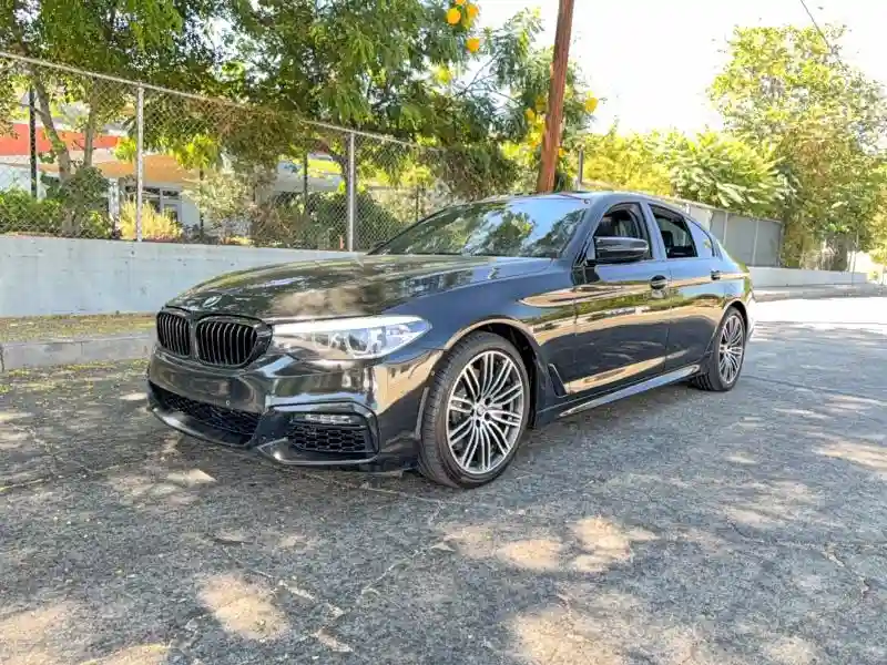 WBAJS1C05LWW82727 2020 BMW 5 SERIES-1