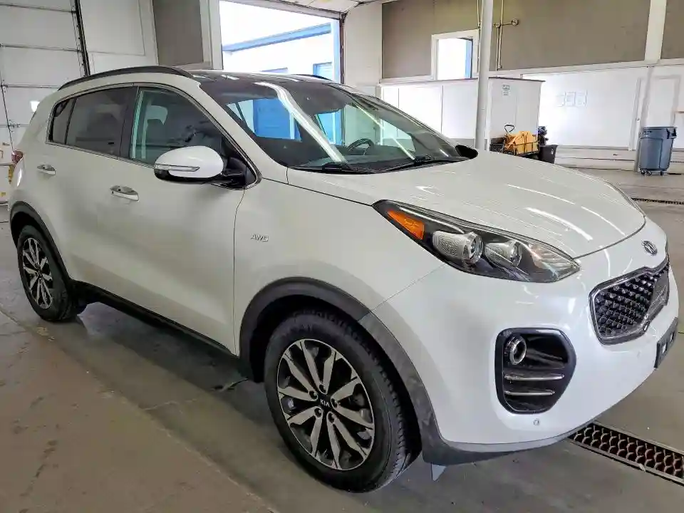KNDPNCAC3J7389204 2018 KIA SPORTAGE-3