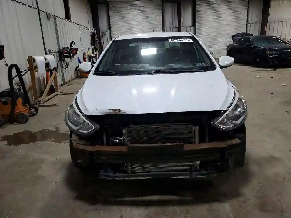 KMHCT4AE8HU253931 2017 HYUNDAI ACCENT-4