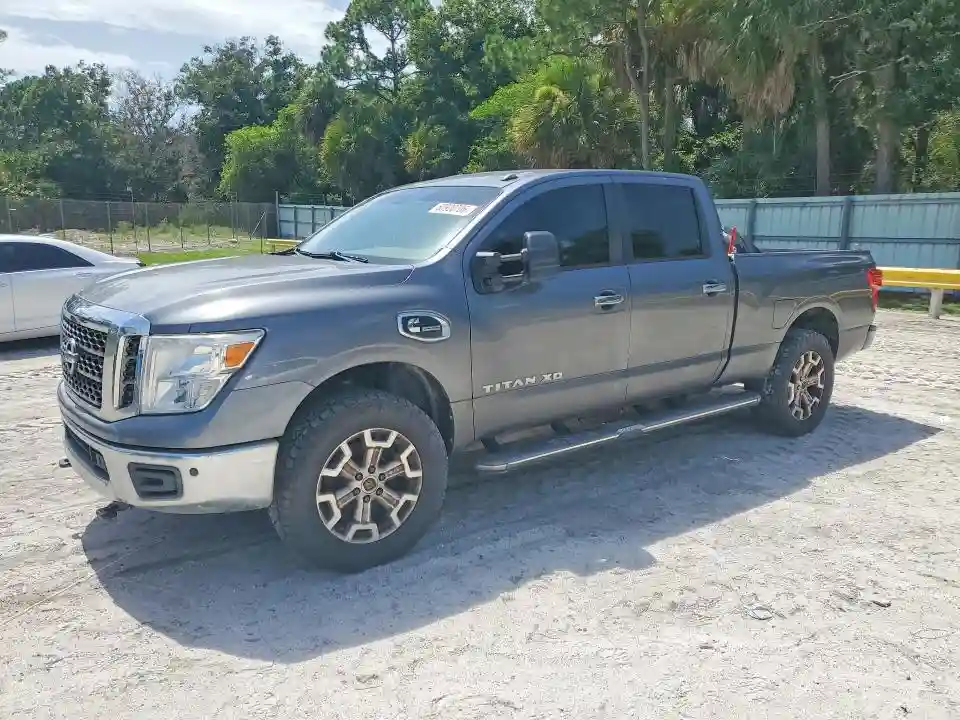 1N6BA1F40JN551214 2018 NISSAN TITAN-0