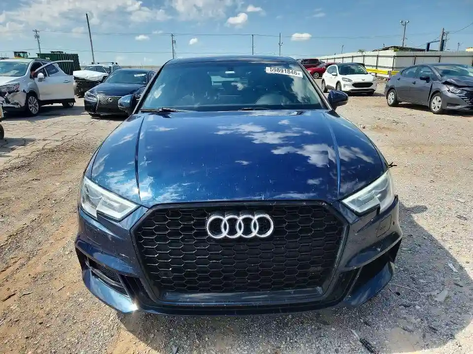 WAUJ8GFFXJ1060829 2018 AUDI A3-4