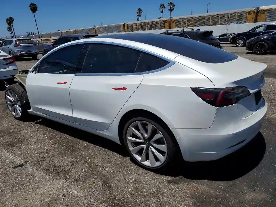 5YJ3E1EB0LF640519 2020 TESLA MODEL 3-1
