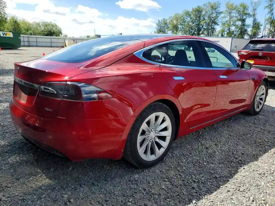 5YJSA1E29JF240012 2018 TESLA MODEL S-2