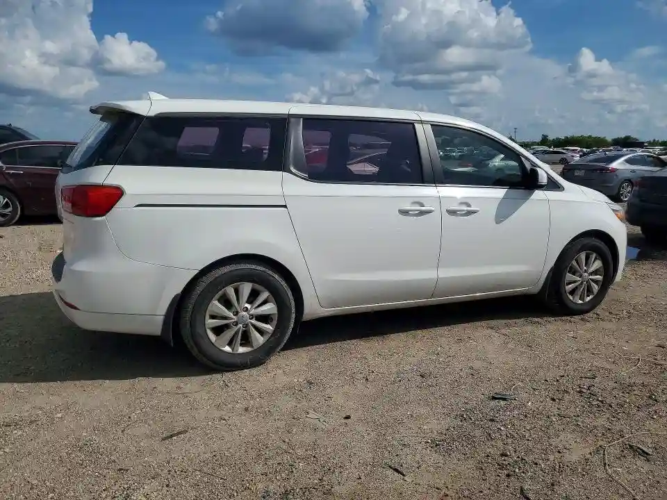 KNDMA5C17H6264812 2017 KIA SEDONA-2