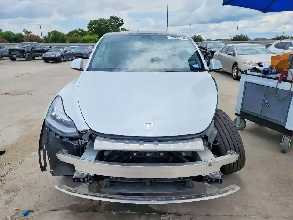 7SAYGDEE3PA069934 2023 TESLA MODEL Y-4