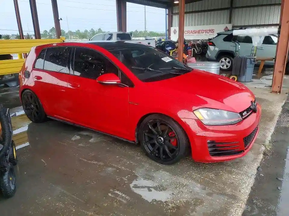 3VW4T7AU1FM014110 2015 VOLKSWAGEN GTI-3