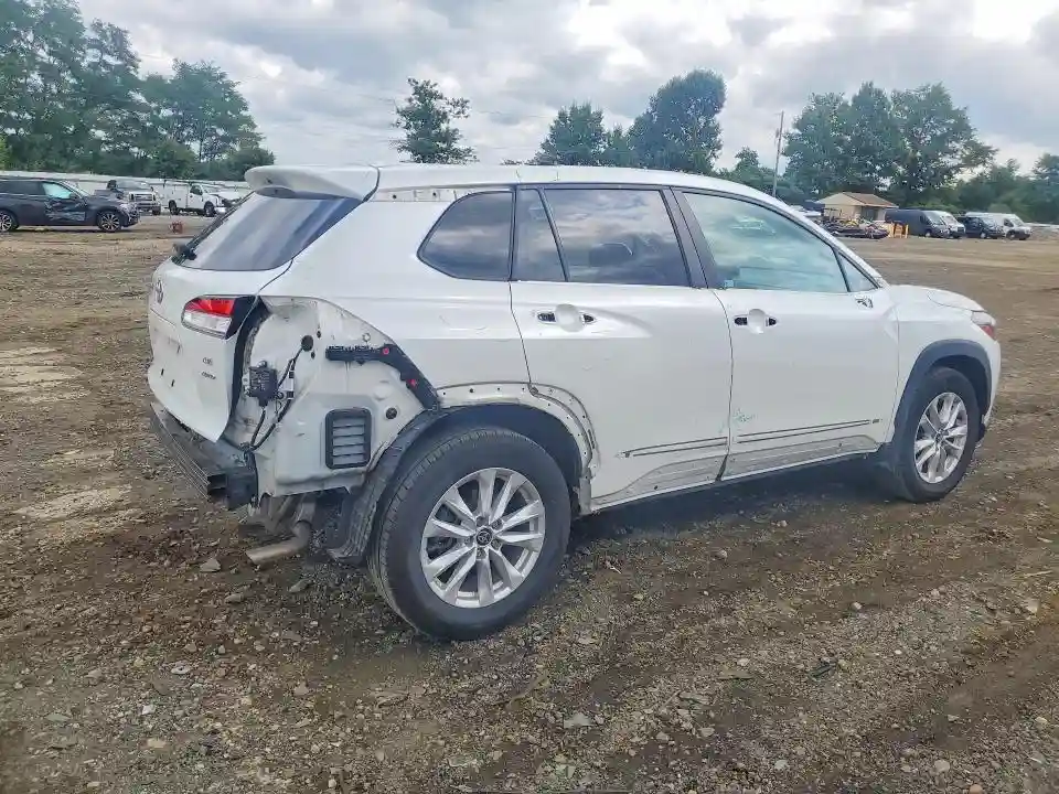 7MUBAABG4NV005573 2022 TOYOTA COROLLA CR-2