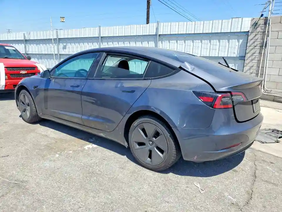 5YJ3E1EB1PF713192 2023 TESLA MODEL 3-1