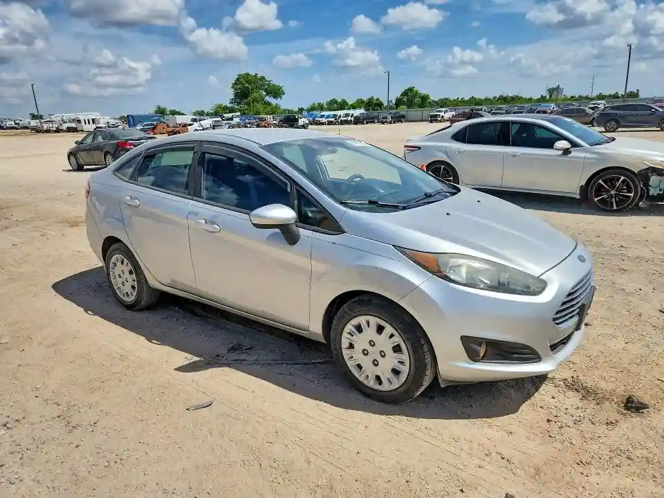 3FADP4AJ4GM208097 2016 FORD FIESTA-3