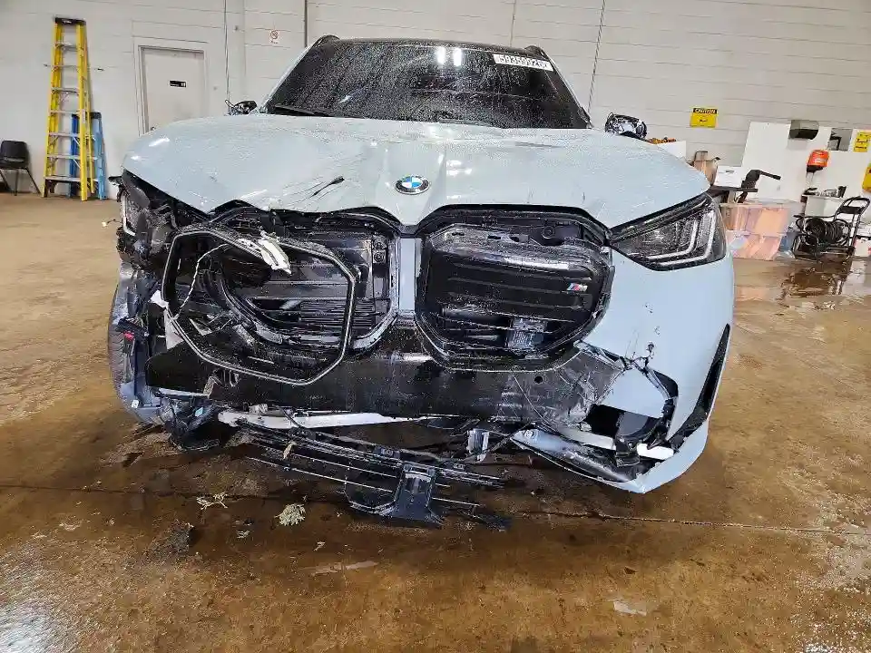 5UX73GP05T9391195 2026 BMW X3-4