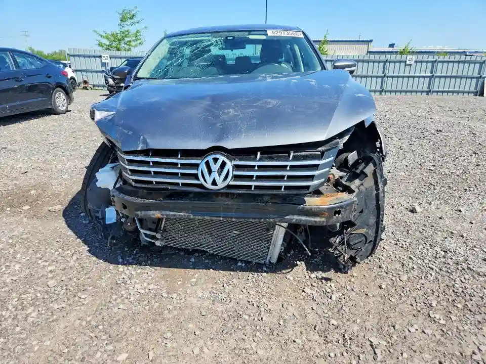 1VWBV7A31FC022850 2015 VOLKSWAGEN PASSAT-4