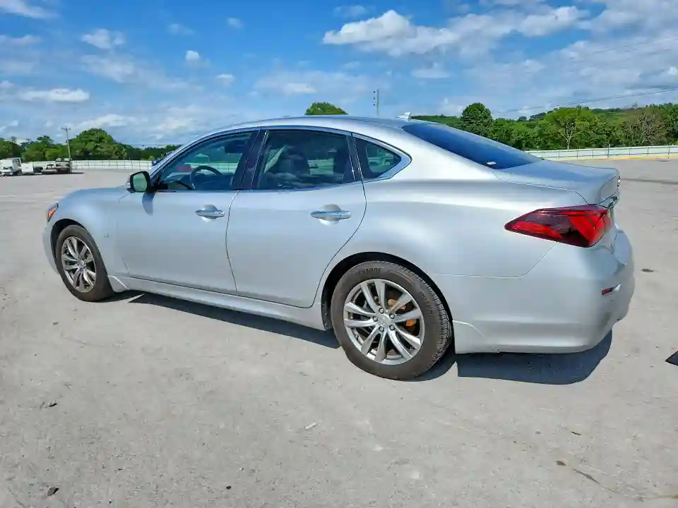 JN1BY1AP2FM540148 2015 INFINITI Q70-1