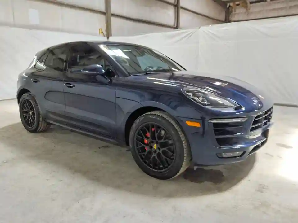WP1AG2A50JLB63428 2018 PORSCHE MACAN-3