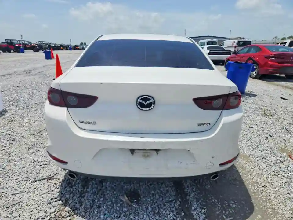 JM1BPABL4M1330662 2021 MAZDA 3-5