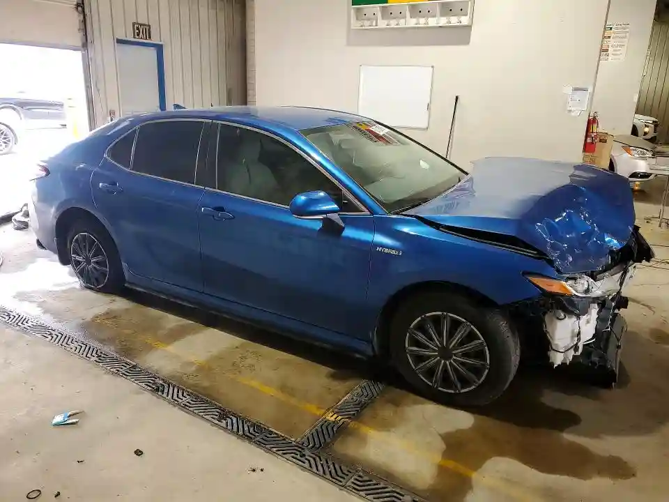 4T1L31AK9LU010979 2020 TOYOTA CAMRY-3