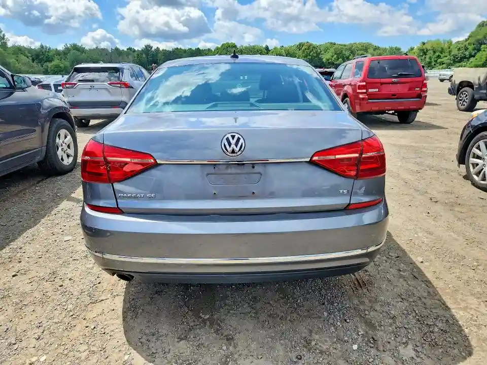 1VWBT7A37GC014128 2016 VOLKSWAGEN PASSAT-5