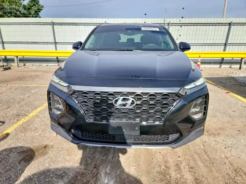 5NMS33AD2KH071559 2019 HYUNDAI SANTA FE-4