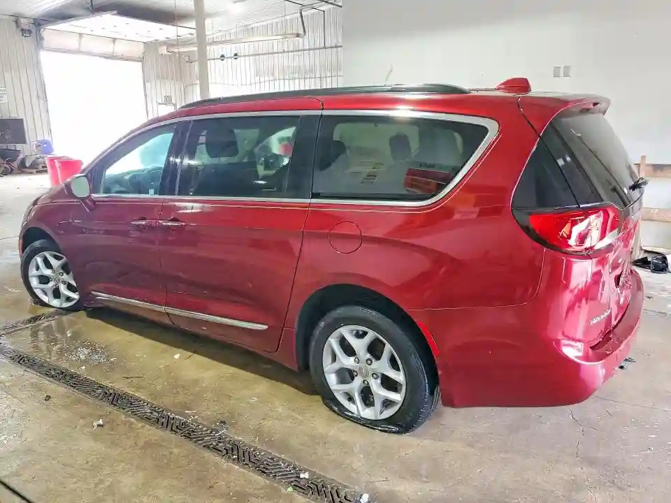 2C4RC1BG3HR510083 2017 CHRYSLER PACIFICA-1