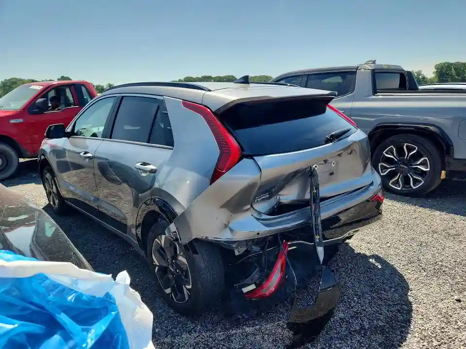 KNDCR3L15R5121907 2024 KIA NIRO-1