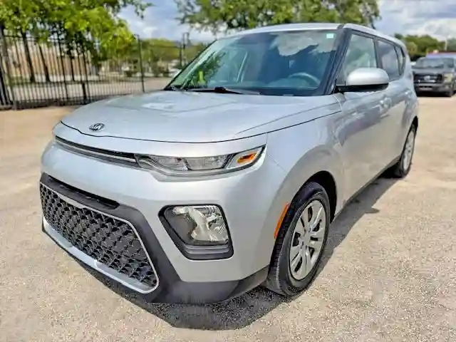 KNDJ23AU5L7098729 2020 KIA SOUL-0