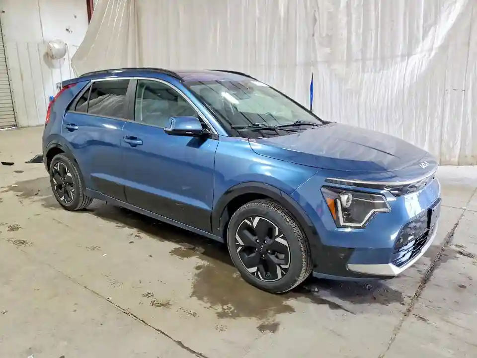 KNDCR3L14P5046002 2023 KIA NIRO-3
