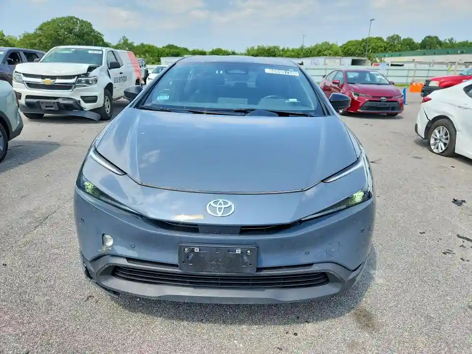 JTDACAAU4R3025854 2024 TOYOTA PRIUS-4