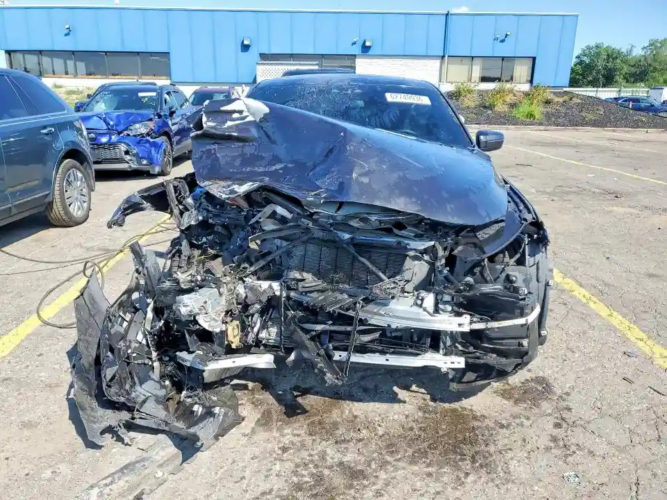 WBAJV6C5XJBJ99657 2018 BMW 6 SERIES-4