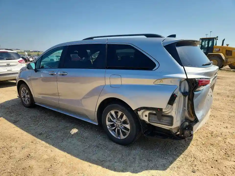 5TDGRKECXRS208884 2024 TOYOTA SIENNA-1