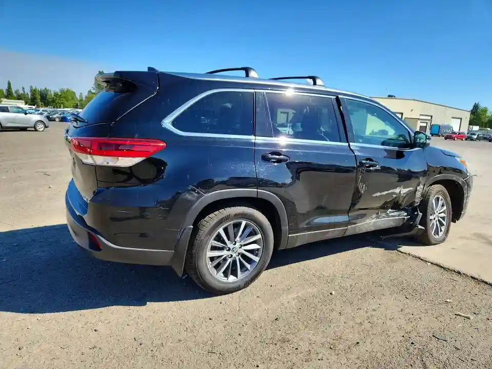 5TDJZRFH4KS940166 2019 TOYOTA HIGHLANDER-2