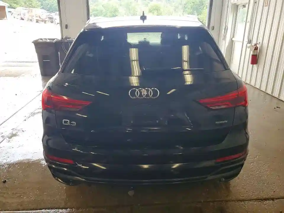 WA1DECF38N1114023 2022 AUDI Q3-5