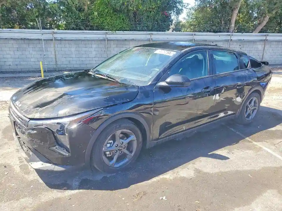 3KPFT4DE8TE270023 2026 KIA K4 LXS-0