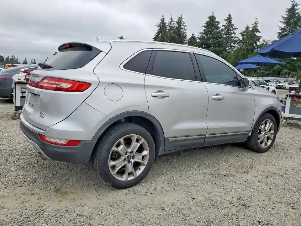 5LMCJ1C94GUJ22043 2016 LINCOLN MKC-2