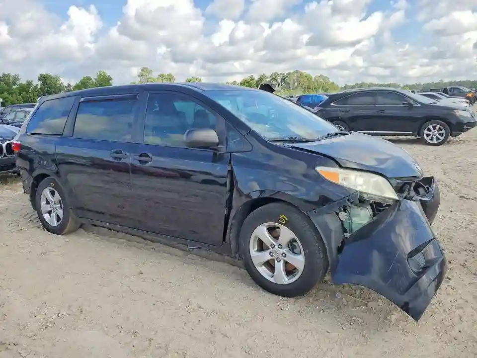 5TDZK3DCXFS528058 2015 TOYOTA SIENNA L 7-3