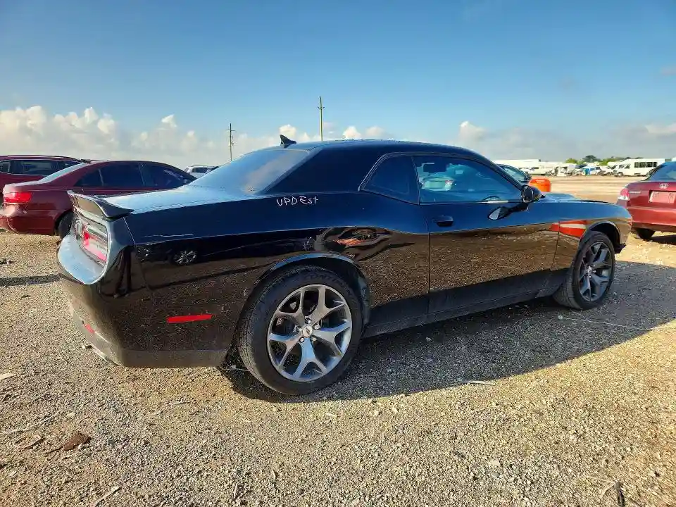 2C3CDZAG7JH161481 2018 DODGE CHALLENGER-2