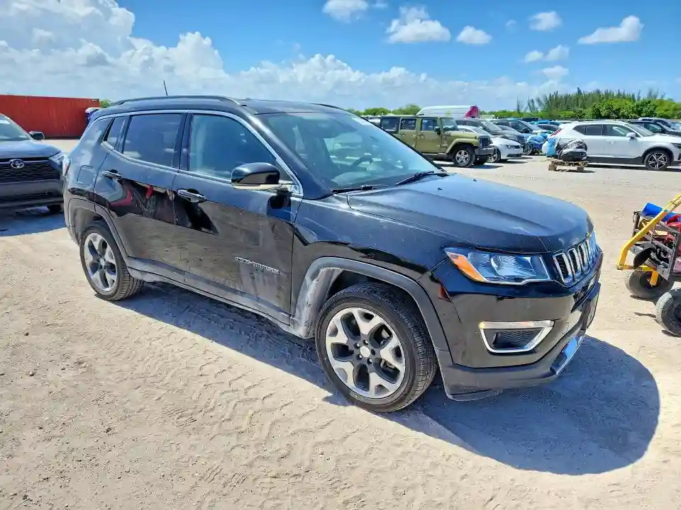 3C4NJDCB5KT767002 2019 JEEP COMPASS-3