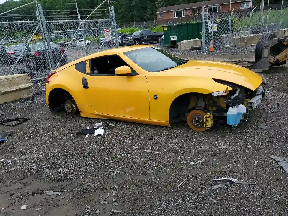 JN1AZ4EH3HM951882 2017 NISSAN 370Z-3