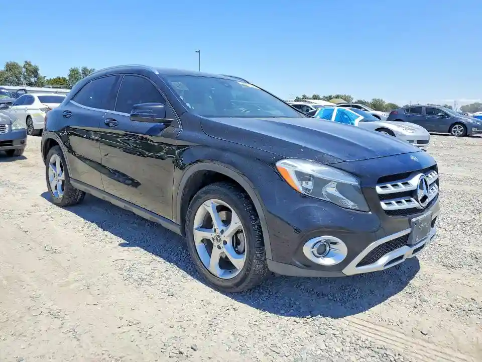 WDCTG4EB3JJ466151 2018 MERCEDES-BENZ GLA-CLASS-3