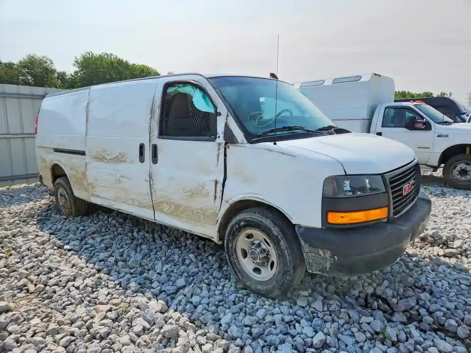 1GTW7BFPXP1162454 2023 GMC SAVANA-3