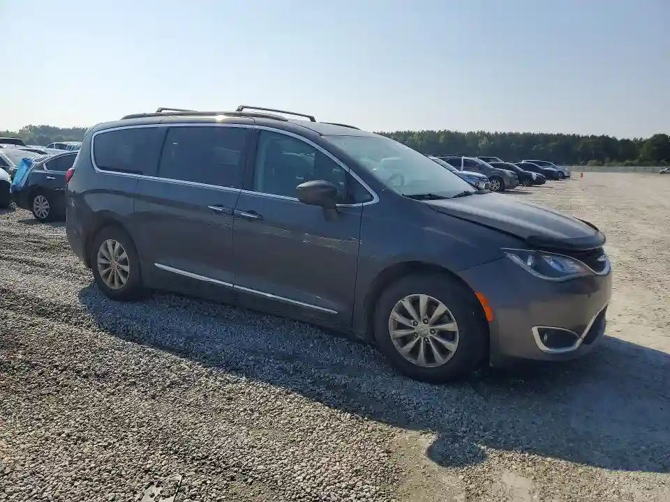2C4RC1BG3HR506681 2017 CHRYSLER PACIFICA-3