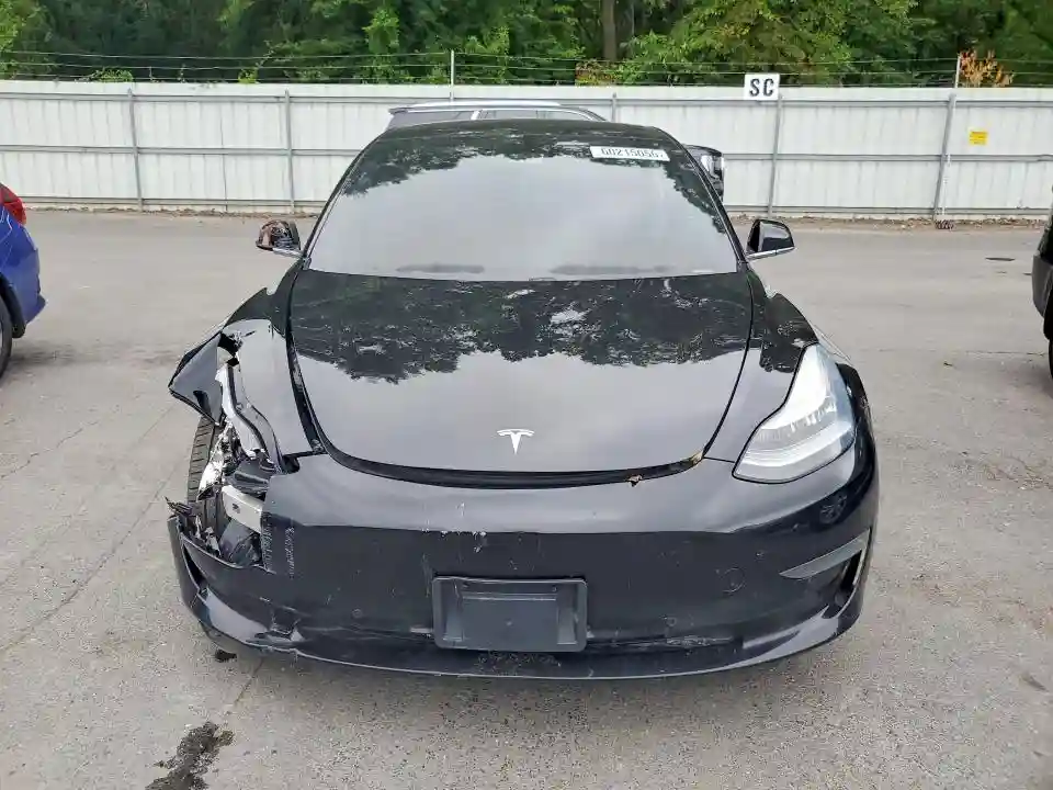 5YJ3E1EA0LF739185 2020 TESLA MODEL 3-4
