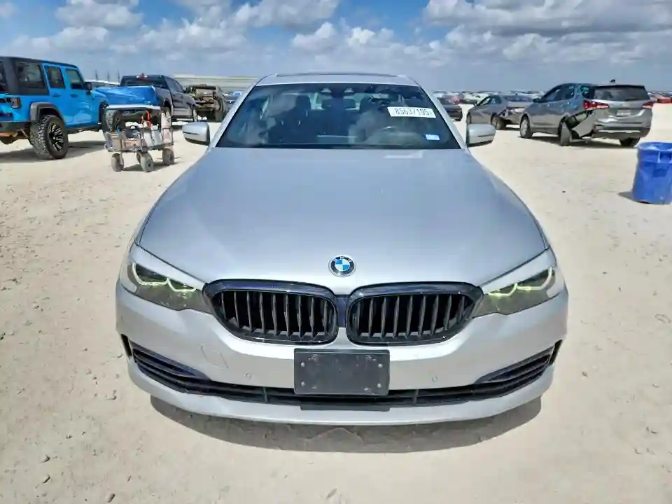 WBAJA5C53KWW07271 2019 BMW 5 SERIES-4