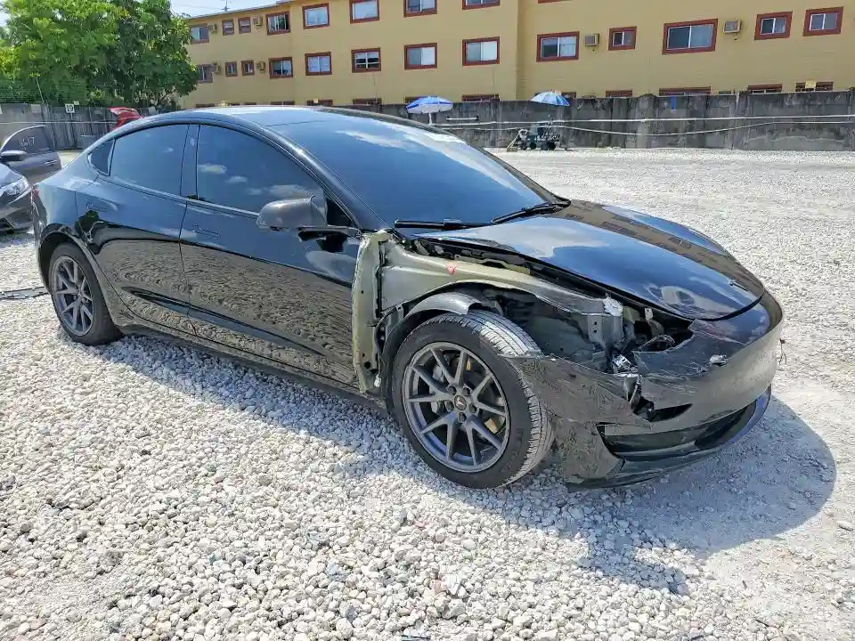 5YJ3E1EA3PF461758 2023 TESLA MODEL 3-3