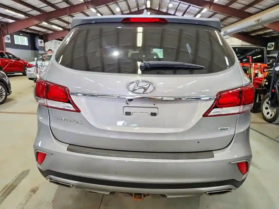 KM8SNDHF5JU291918 2018 HYUNDAI SANTA FE-5
