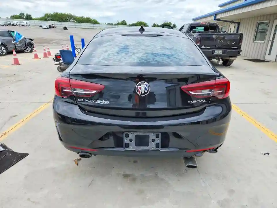W04GL6SX6J1133953 2018 BUICK REGAL-5