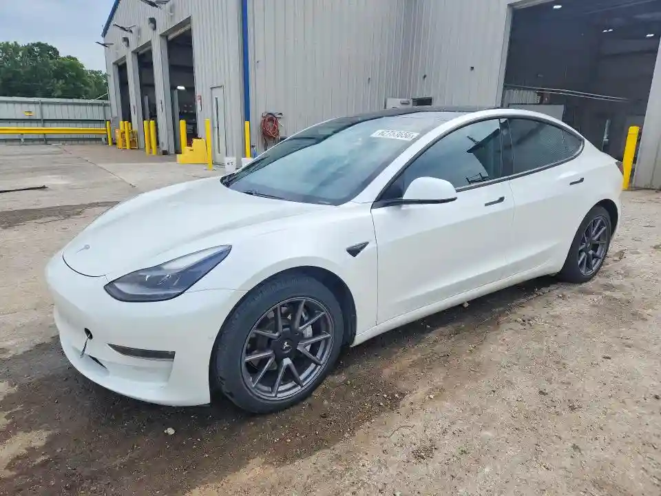 5YJ3E1EB2MF055930 2021 TESLA MODEL 3-0