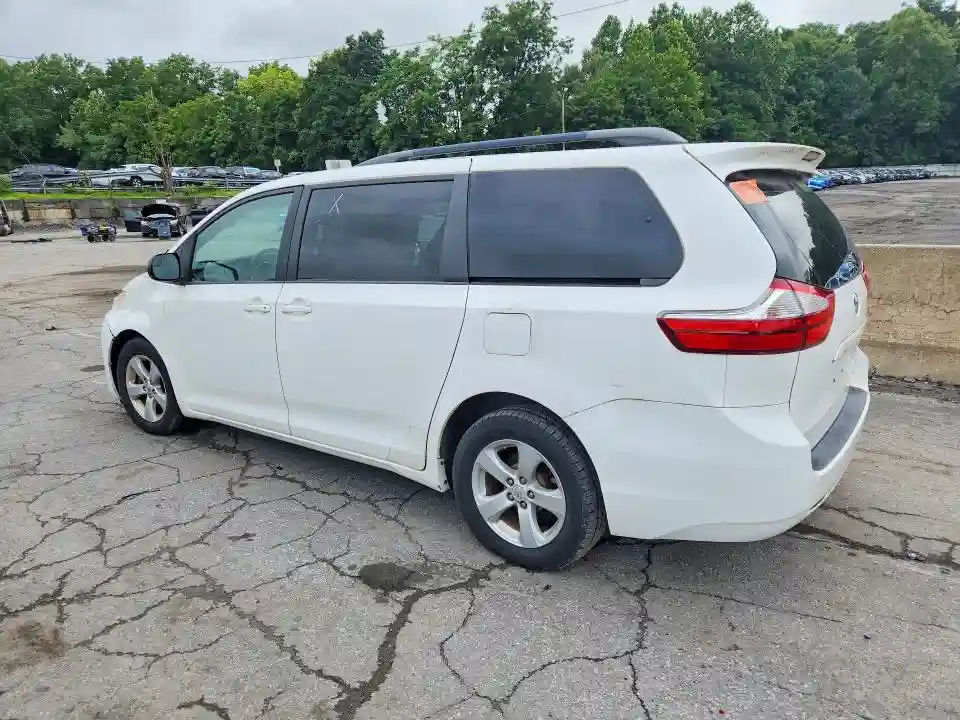 5TDKK3DC4FS539039 2015 TOYOTA SIENNA-1