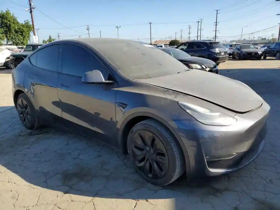 5YJYGDEE7MF213870 2021 TESLA MODEL Y-3